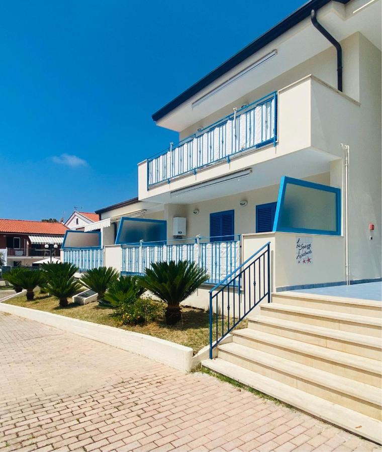Апартаменты Residenza Le Spiagge Сперлонга Экстерьер фото